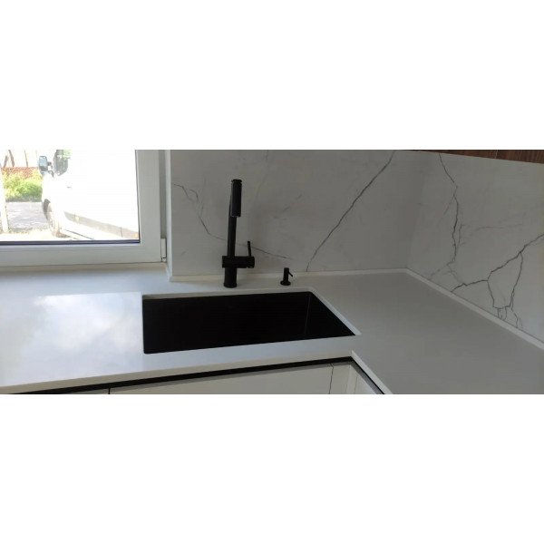 Черная кухонная мойка из нержавейки под столешницу 1.5 мм Nett NB-6845