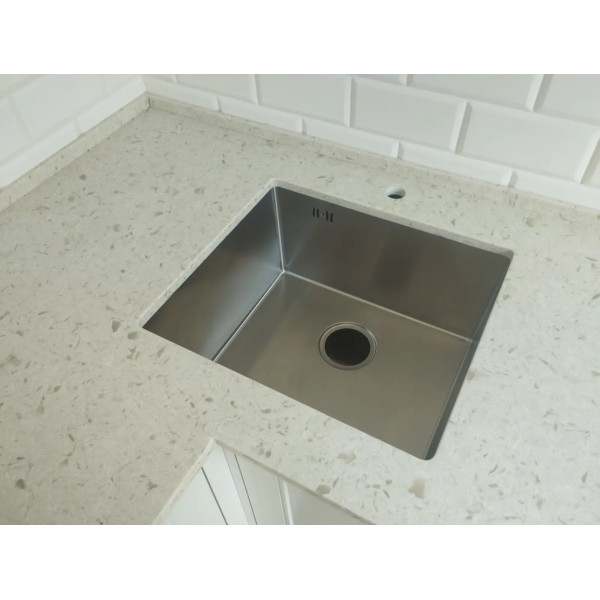 Кухонная мойка из нержавеющей стали 50 см под столешницу 1.5 мм Nett NS-5045