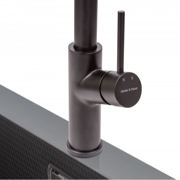 MOND Black: кухонний змішувач Gunter&Hauer