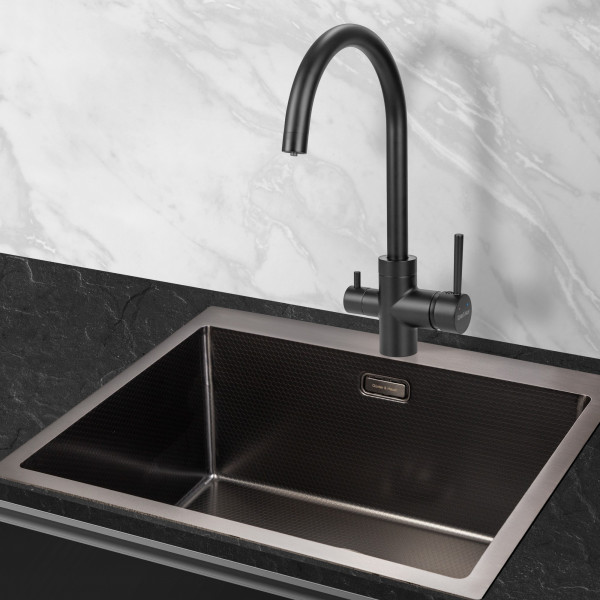 HAFEN Black: кухонний змішувач Gunter&Hauer