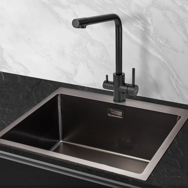 PERLE Black: кухонний змішувач Gunter&Hauer