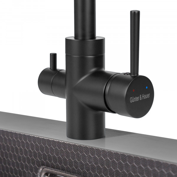 HAFEN Black: кухонний змішувач Gunter&Hauer