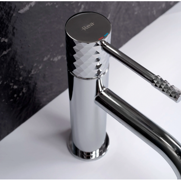 Смеситель для раковины (умывальника) REA LUNGO DIAMOND CHROME низкий