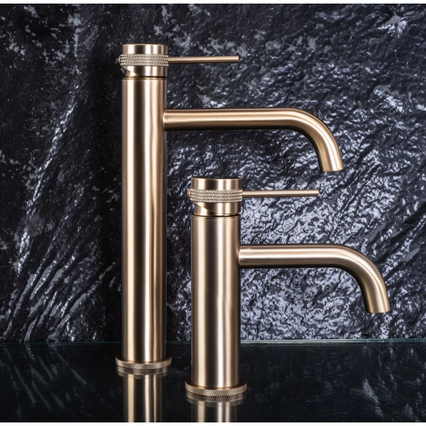 Смеситель для раковины (умывальника) REA LUNGO GRIP BRUSHED GOLD высокий