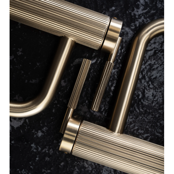 Смеситель для раковины (умывальника) REA ARGON BRUSHED GOLD высокий