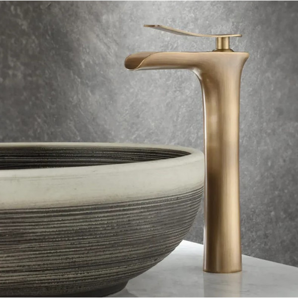 Смеситель для раковины (умывальника) REA LAGUNA ANTIQUE BRUSHED GOLD высокий