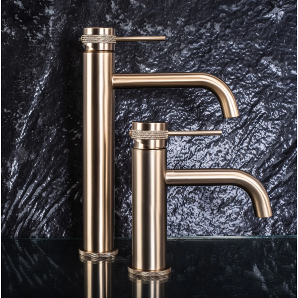 Смеситель для раковины (умывальника) REA LUNGO GRIP BRUSHED GOLD низкий