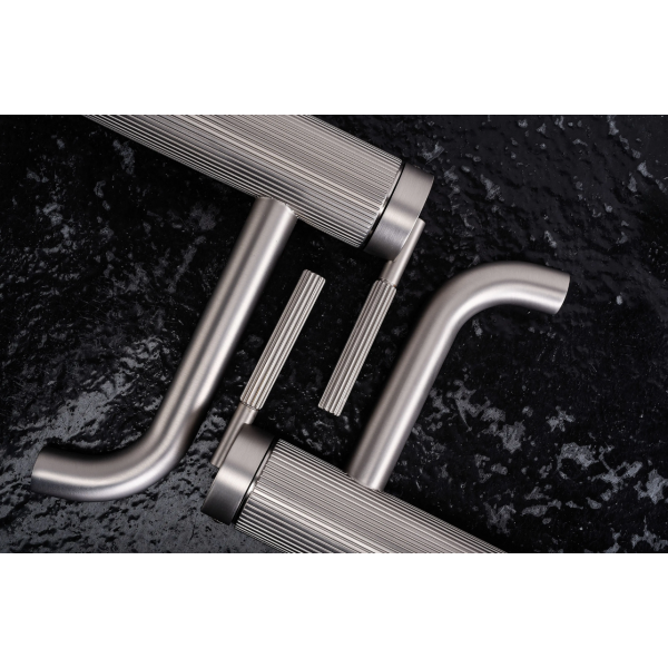 Смеситель для раковины REA ARGON NICKEL BRUSHED низкий
