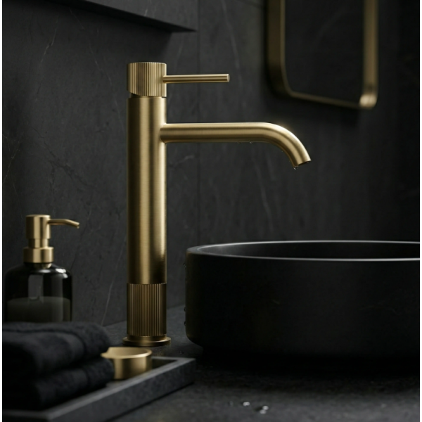 Смеситель для раковины REA LUNGO STRIPE BRUSHED GOLD высокий