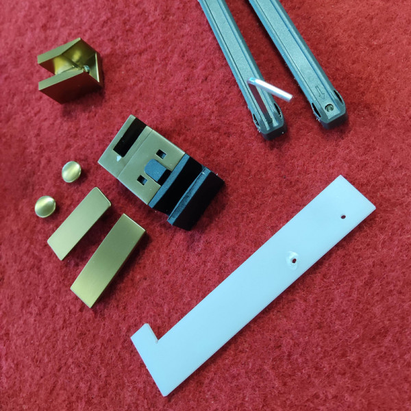 Двері в нішу Koer SR SD01-120x200-TR-12 прозоре скло Easy Clean 8мм, матове золото (KR5377)