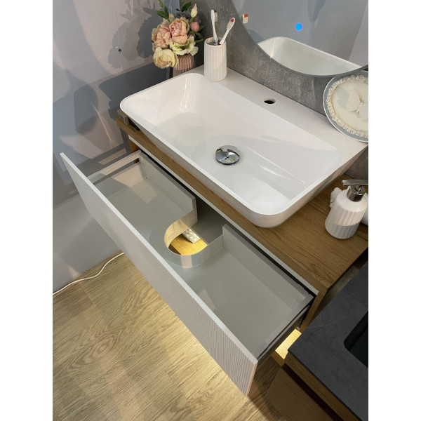 LOW - З умивальником Lewi 610