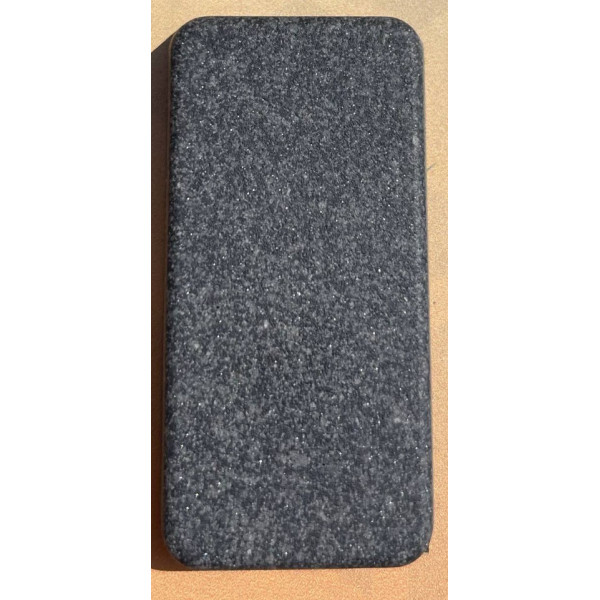 DELGADO - Чорний