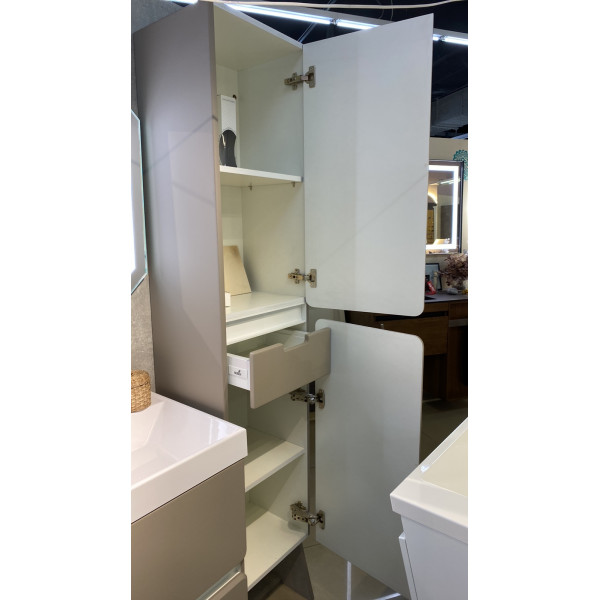 Комплект меблів Signe 700 (Виставковий зразок)