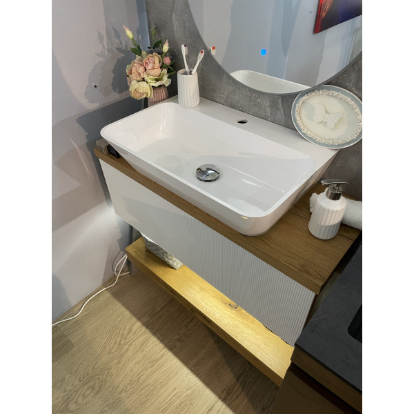 LOW - З умивальником Lewi 610