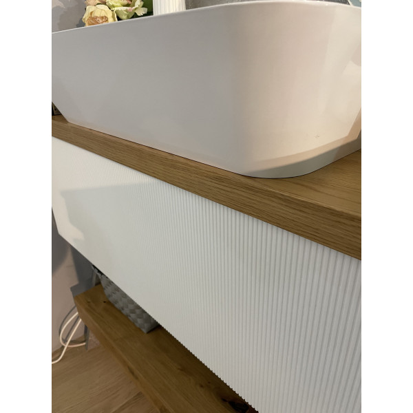 LOW - З умивальником Lewi 610