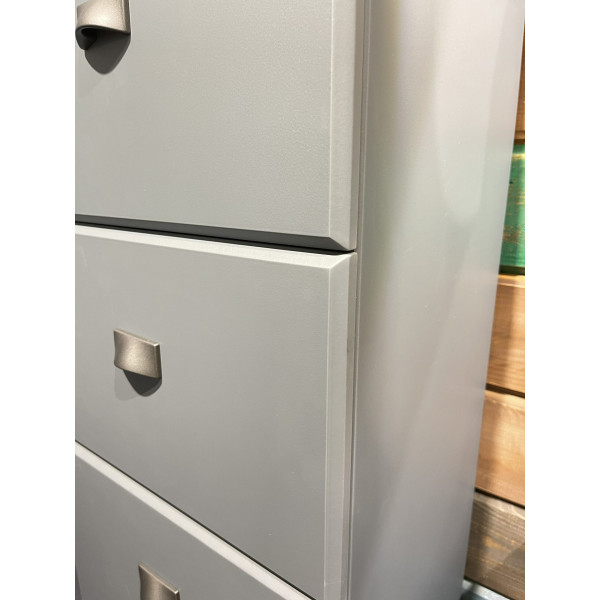 Пенал TIRA - Категорія 3