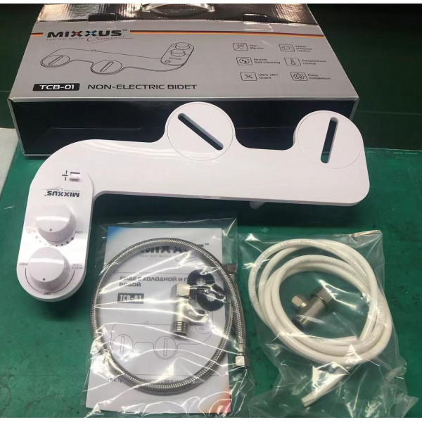 Накладка під кришку унітазу Mixxus Premium TCB-01 Універсальна, з вбудованим гігієнічним душем (MP6494)