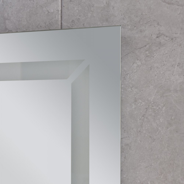 Дзеркало Mixxus LIGHT MR01-80x60 з Led Touch, Anti-fog, димером, регулятором яскравості, годинником (MI5998)