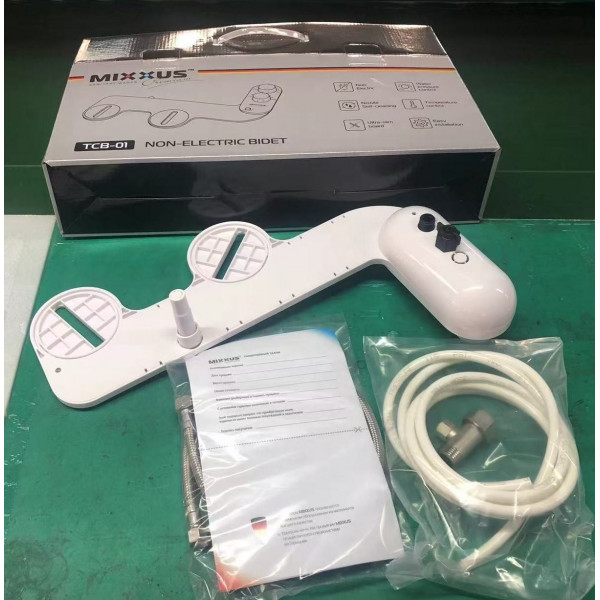 Накладка під кришку унітазу Mixxus Premium TCB-01 Універсальна, з вбудованим гігієнічним душем (MP6494)