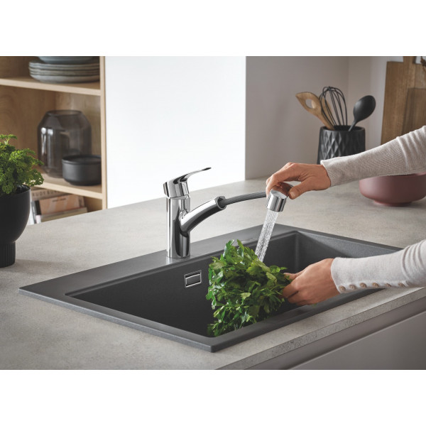 Змішувач для кухні з висувним виливом Grohe Eurosmart New (30305001)