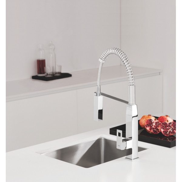 Змішувач для кухні з гнучким виливом Grohe Eurocube (31395000)