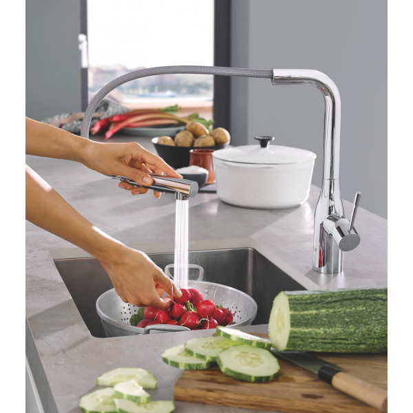 Змішувач для кухні з висувним виливом Grohe Essence New (30270000)
