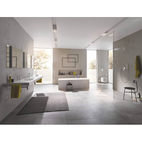 Однорычажный смеситель для ванны на 4 отверстия Grohe Lineare (19577001)