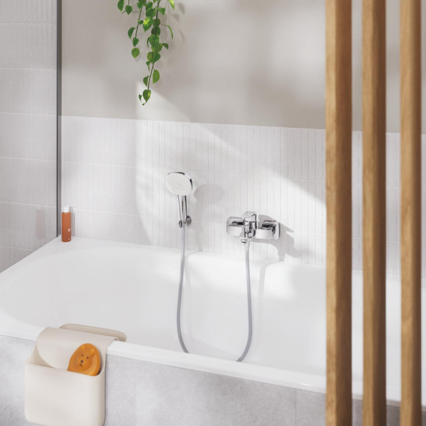Однорычажный смеситель для ванны Grohe Cubeo (1018140000)