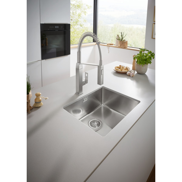 Змішувач для кухні з гнучким виливом Grohe Eurocube (31395000)